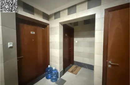 عمارة بالكامل - 8 غرف نوم - 8 حمامات للبيع في الزاهية - تجارية مويلح - الشارقة