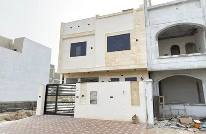Villa - 4 Bedrooms - 6 Bathrooms for rent in Al Zaheya Gardens - Al Zahya - Ajman
