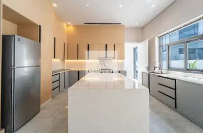 Villa - 5 Bedrooms - 6 Bathrooms for rent in Jumeirah Park Homes - Jumeirah Park - Dubai