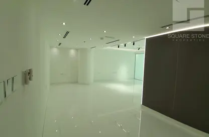 Office Space - Studio - 1 Bathroom for rent in Clover Bay Tower - Business Bay - Dubai