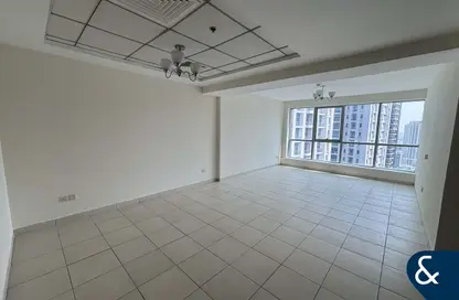 Apartment - 2 Bedrooms - 2 Bathrooms for rent in The Point - Dubai Marina - Dubai