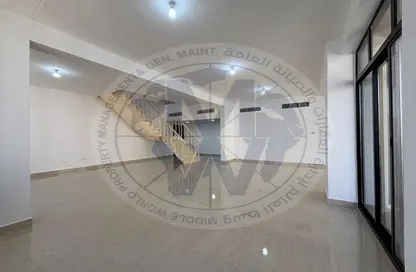 Apartment - 3 Bedrooms - 3 Bathrooms for rent in Al Danah - Abu Dhabi