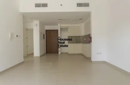 Apartment - 1 Bedroom - 1 Bathroom for rent in Hayat Boulevard-2B - Hayat Boulevard - Town Square - Dubai