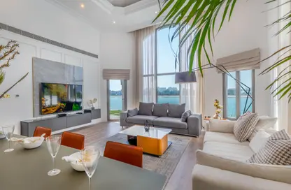 Villa - 5 Bedrooms - 7 Bathrooms for rent in Garden Homes Frond L - Garden Homes - Palm Jumeirah - Dubai