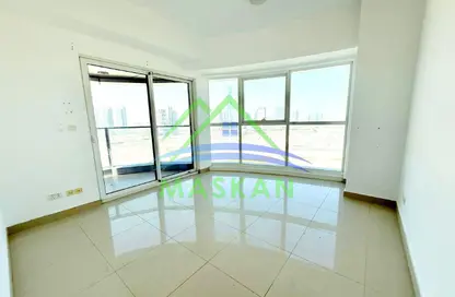 شقة - 3 غرف نوم - 4 حمامات للايجار في خليج المارينا - مدينة الأضواء - جزيرة الريم - أبوظبي