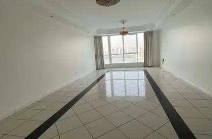 Apartment - 3 Bedrooms - 3 Bathrooms for rent in Al Majaz 2 - Al Majaz - Sharjah