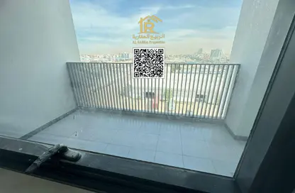 Apartment - 3 Bedrooms - 5 Bathrooms for rent in Al Jurf 2 - Al Jurf - Ajman Downtown - Ajman