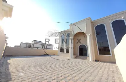 Villa - 5 Bedrooms - 6 Bathrooms for rent in Madinat Al Riyad - Abu Dhabi