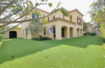 فيلا - 8 غرف نوم - 6 حمامات للايجار في فلل سعديات بيتش - شاطئ السعديات - جزيرة السعديات - أبوظبي