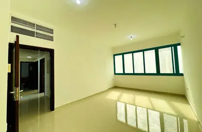 Apartment - 2 Bedrooms - 2 Bathrooms for rent in Shabiya 10 - Shabiya - Mussafah - Abu Dhabi