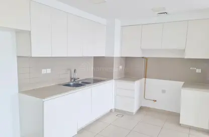 Apartment - 2 Bedrooms - 2 Bathrooms for rent in Zahra Apartments 2A - Zahra Apartments - Town Square - Dubai