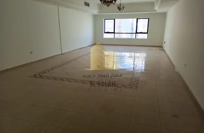 Apartment - 3 Bedrooms - 3 Bathrooms for rent in Al Taawun Street - Al Taawun - Sharjah