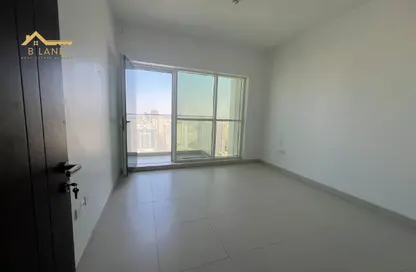 شقة - 2 غرف نوم - 3 حمامات للايجار في أبراج التعاون - الخان - الشارقة شقة - 2 غرف نوم - 3 حمامات للايجار في أبراج التعاون - الخان - الشارقة