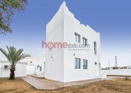 Villa - 5 bedrooms - 6 bathrooms for rent in Umm Al Sheif - Dubai