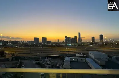 Apartment - 1 Bedroom - 2 Bathrooms for sale in UniEstate Sports Tower - Dubai Sports City - Dubai