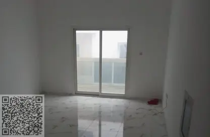 Apartment - 1 Bedroom - 2 Bathrooms for rent in Al Rashidiya Towers - Ajman Downtown - Ajman
