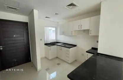 تاون هاوس - 3 غرف نوم - 3 حمامات للبيع في أفينسيا 2 - داماك هيلز 2 - دبي