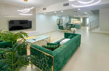 Villa - 4 Bedrooms - 5 Bathrooms for rent in Sydney Villas - District 18 - Jumeirah Village Circle - Dubai