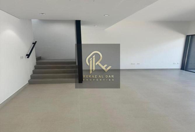15138800 - Property Image 2