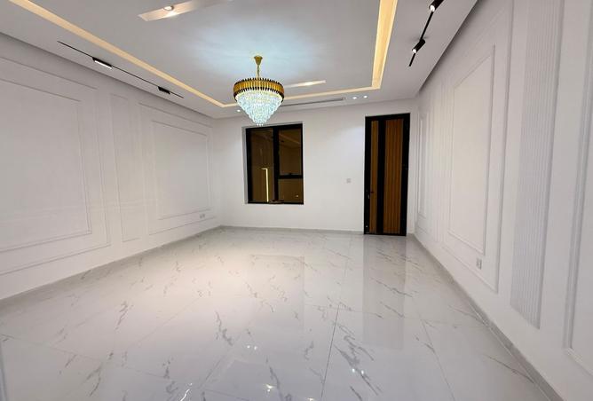 15558703 - Property Image 2