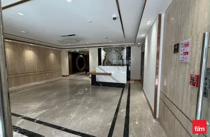 شقة - غرفة نوم - 2 حمامات للبيع في ذا ايست كريست - ديستريكت 17 - قرية الجميرا سركل - دبي شقة - غرفة نوم - 2 حمامات للبيع في ذا ايست كريست - ديستريكت 17 - قرية الجميرا سركل - دبي