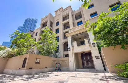 Apartment - 3 Bedrooms - 3 Bathrooms for sale in Yansoon 7 - Yansoon - Old Town - Dubai