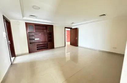 Apartment - 3 Bedrooms - 5 Bathrooms for rent in Al Majaz 3 - Al Majaz - Sharjah