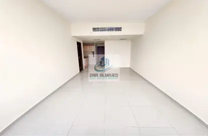 Apartment - 1 Bathroom for rent in Al Nahda Residential Complex - Al Nahda - Sharjah