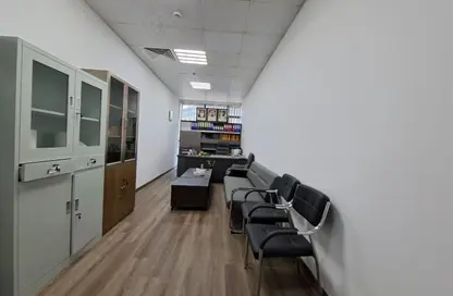 مكتب - استوديو - 1 حمام للايجار في شارع الجزيرة - المرقبات - ديرة - دبي