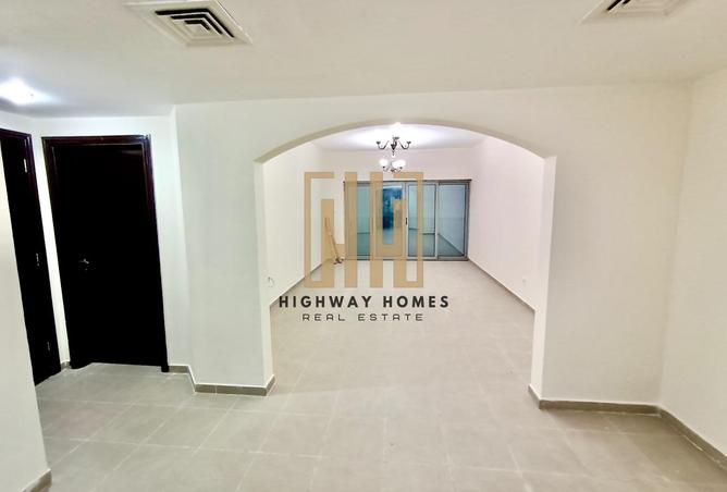 15833715 - صورة العقار 3