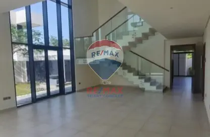 Villa - 4 Bedrooms - 5 Bathrooms for sale in West Yas - Yas Island - Abu Dhabi