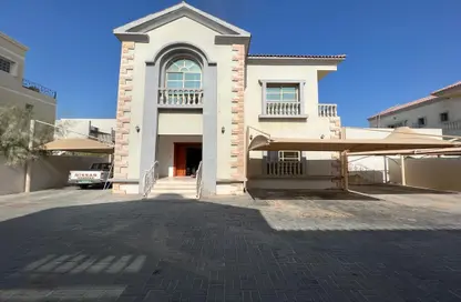 Villa - 5 Bedrooms for rent in Khalifa City A - Khalifa City - Abu Dhabi