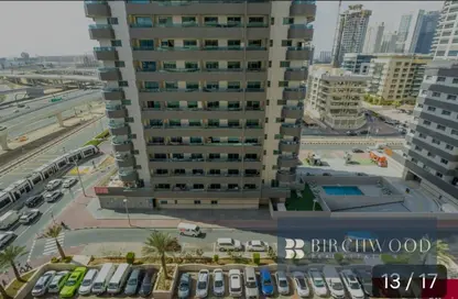 Apartment - 1 Bedroom - 2 Bathrooms for sale in Dream Towers - Dubai Marina - Dubai