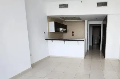 Apartment - Studio - 1 Bathroom for rent in Royal Residence - Dubai Sports City - Dubai