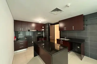 Apartment - 3 Bedrooms - 5 Bathrooms for sale in Al Durrah Tower - Marina Square - Al Reem Island - Abu Dhabi
