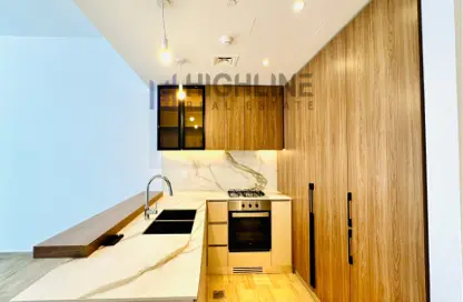 Apartment - 1 Bedroom - 2 Bathrooms for rent in Hamilton House - Jumeirah Village Circle - Dubai