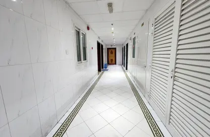 Apartment - Studio - 1 Bathroom for rent in Al Musalla - Sharjah