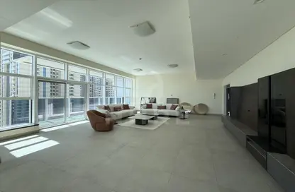 Penthouse - 4 Bedrooms - 5 Bathrooms for rent in Marina Arcade Tower - Dubai Marina - Dubai