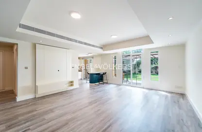 Villa - 3 Bedrooms - 3 Bathrooms for sale in Springs 6 - The Springs - Dubai