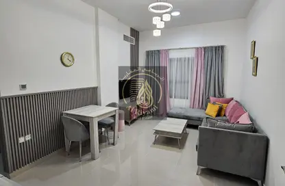 Apartment - 1 Bedroom - 1 Bathroom for rent in Ajman Corniche Residences - Ajman Corniche Road - Ajman