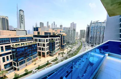 Apartment - 1 Bedroom - 4 Bathrooms for rent in Majestic Tower - Al Abraj street - Business Bay - Dubai