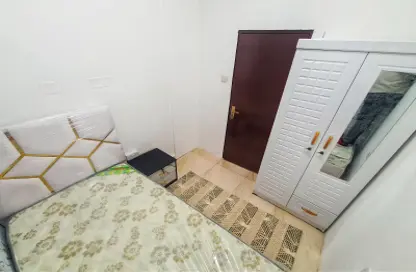 Apartment - 3 Bathrooms for rent in Khalidiya Centre - Cornich Al Khalidiya - Al Khalidiya - Abu Dhabi