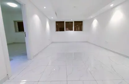 Apartment - 1 Bedroom - 2 Bathrooms for rent in SG Muwaileh Building - Muwaileh - Sharjah