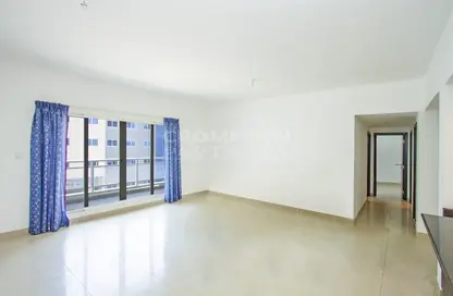 Apartment - 3 Bedrooms - 3 Bathrooms for rent in Tower 20 - Al Reef Downtown - Al Reef - Abu Dhabi