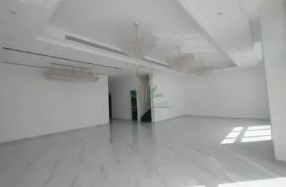 Villa - 6 Bedrooms - 7 Bathrooms for rent in Jumeirah 1 - Jumeirah - Dubai