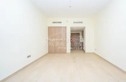 Empty Room image for: Apartment - 1 Bathroom for sale in AZIZI Riviera - Meydan One - Meydan - Dubai, Image 1