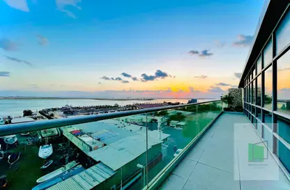 Apartment - 3 Bedrooms - 4 Bathrooms for rent in Al Marasy - Al Bateen - Abu Dhabi