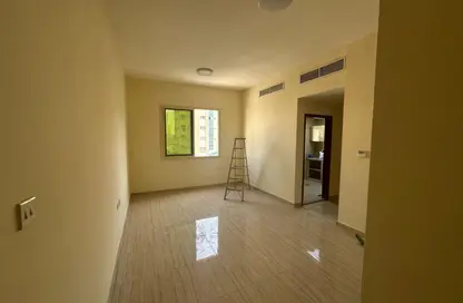 Apartment - 1 Bedroom - 1 Bathroom for rent in Al Rashidiya Towers - Al Rashidiya - Ajman Downtown - Ajman