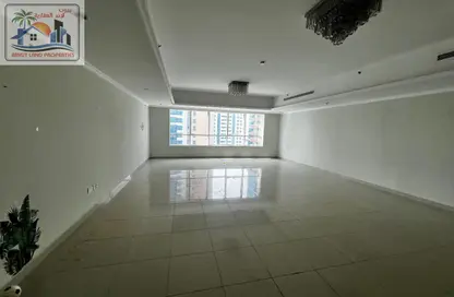 Apartment - 4 Bedrooms - 4 Bathrooms for rent in Al Khan Lagoon Tower - Al Khan Lagoon - Al Khan - Sharjah