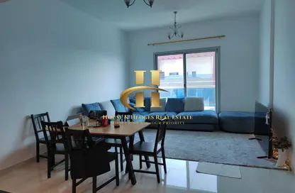 شقة - غرفة نوم - 2 حمامات للايجار في مساكن النخبة رقم 3 - مساكن النخبة الرياضية - مدينة دبي الرياضية - دبي